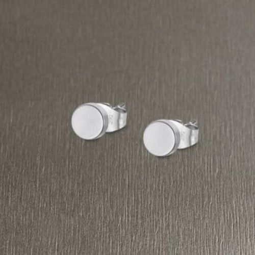 Pendientes de acero