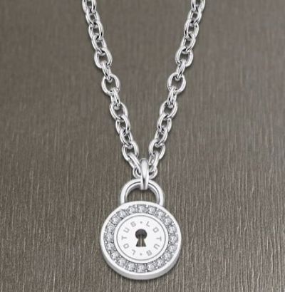 Gargantilla de acero