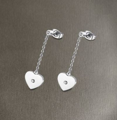 Pendientes de acero
